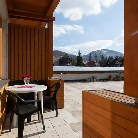 Zlote Tarasy Apartamentyzakopianskie Basen Sauna Jacuzzi Lejlighed