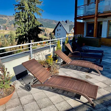 Zlote Tarasy Apartamentyzakopianskie Basen Sauna Jacuzzi Lejlighed *