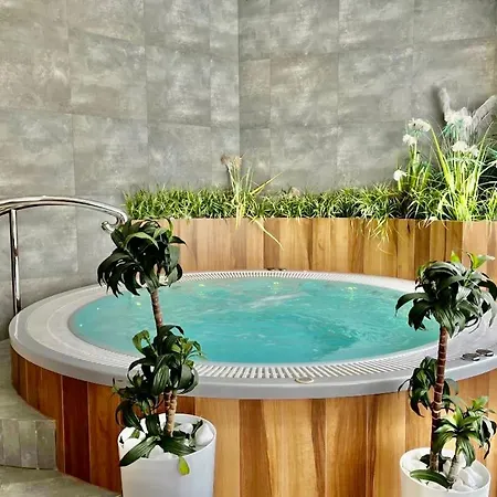 Zlote Tarasy Apartamentyzakopianskie Basen Sauna Jacuzzi Lejlighed *