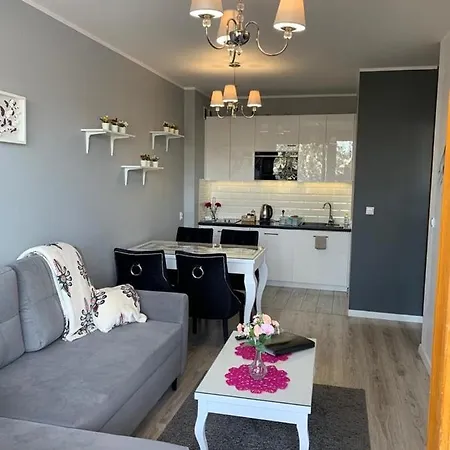 Zlote Tarasy Apartamentyzakopianskie Basen Sauna Jacuzzi *