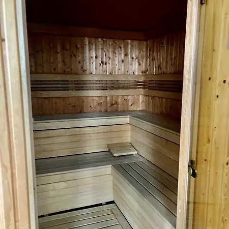 Zlote Tarasy Apartamentyzakopianskie Basen Sauna Jacuzzi * Zakopane